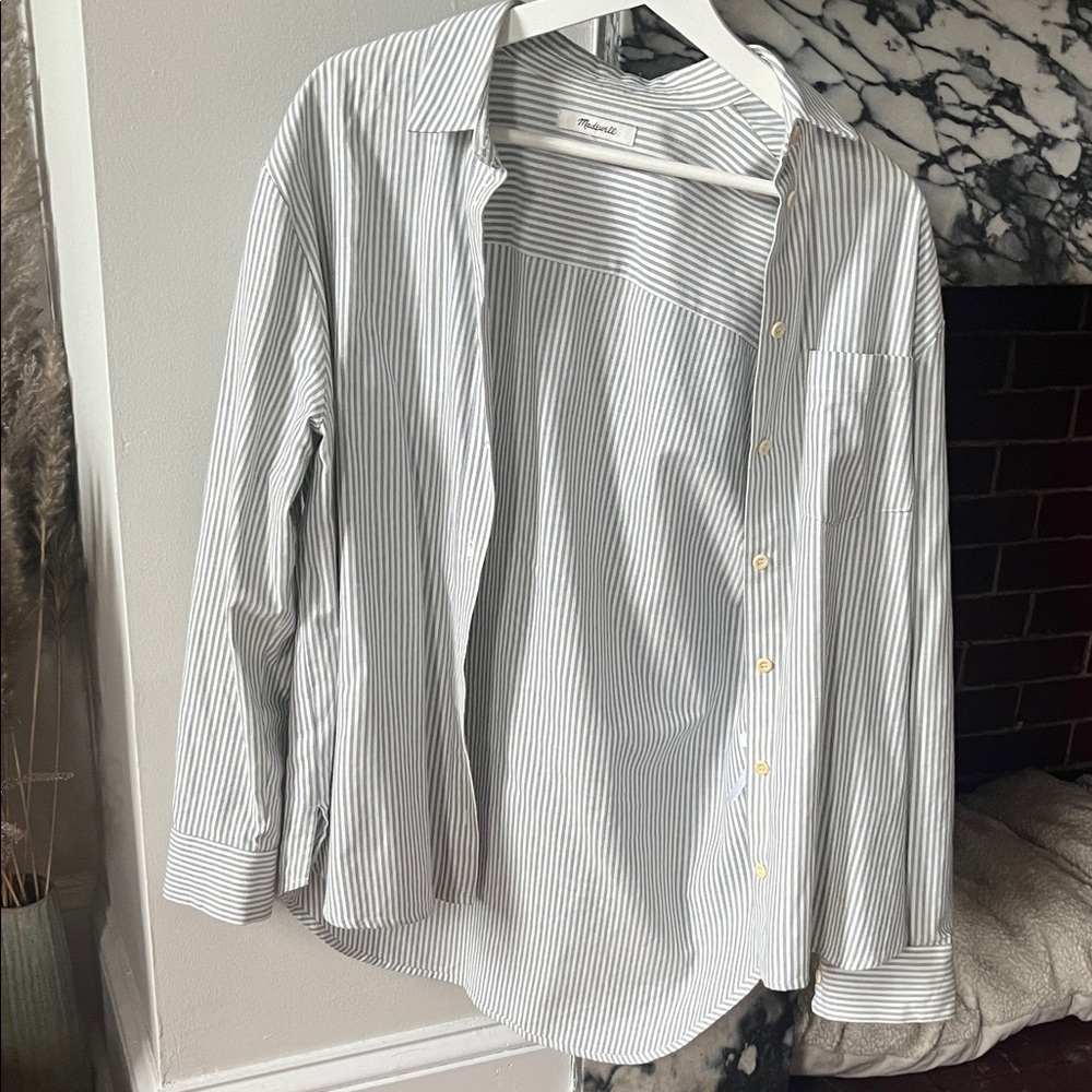 Madewell White and Blue Striped Button Down Shirt